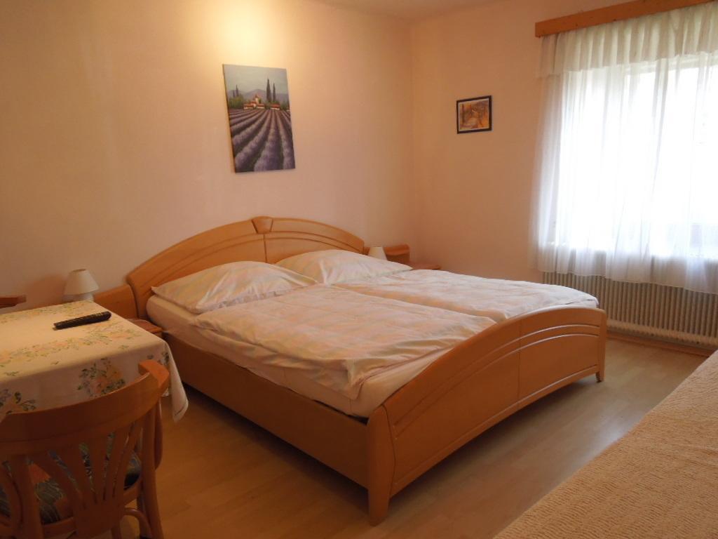 Fruehstueckspension Kammerer Bed and Breakfast Pöchlarn Δωμάτιο φωτογραφία